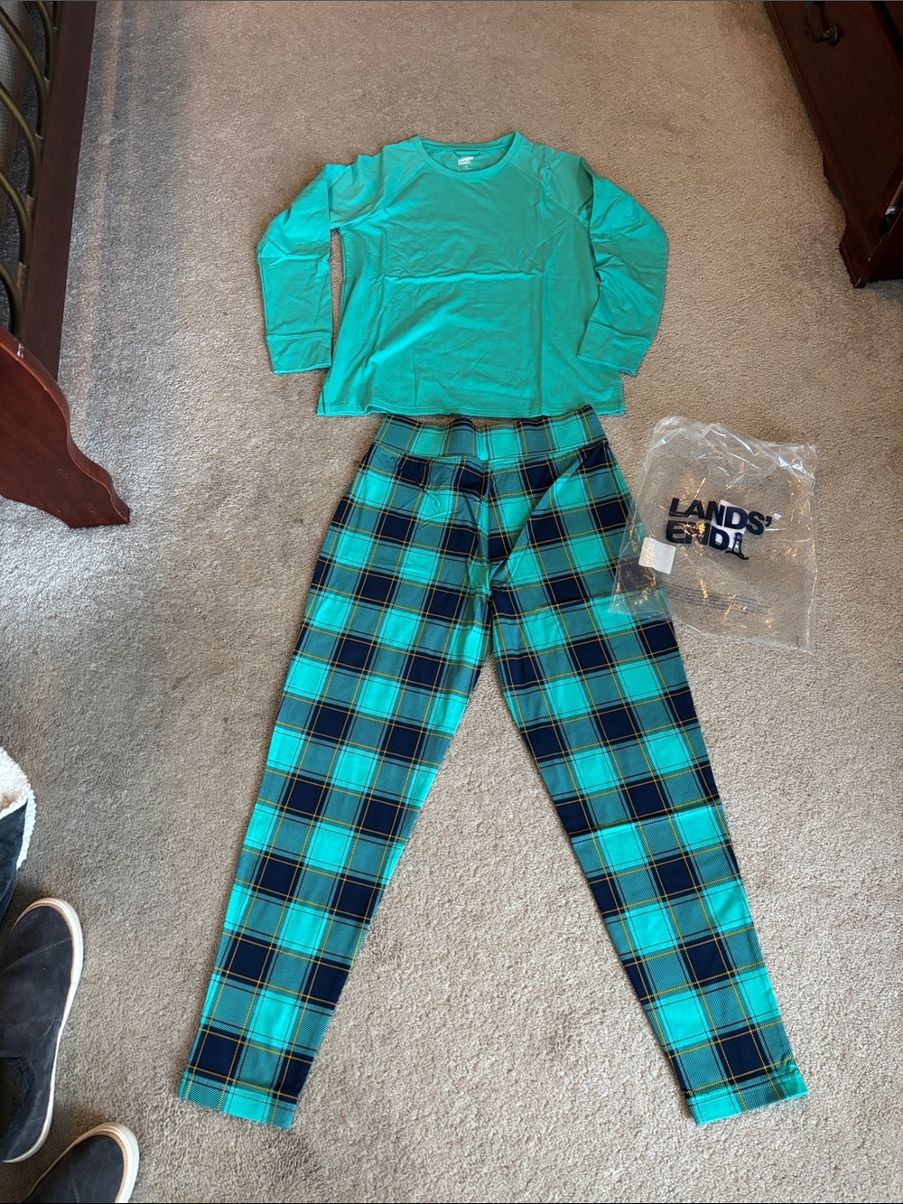 Lands' End Teal Long-Sleeve Top with Teal & Navy Plaid Pants Size Small. NWT